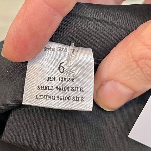 RAFAEL CENNAMO 100% Silk One Shoulder Blk top SZ 6. Couture, High Fashion Item. - Picture 13 of 13